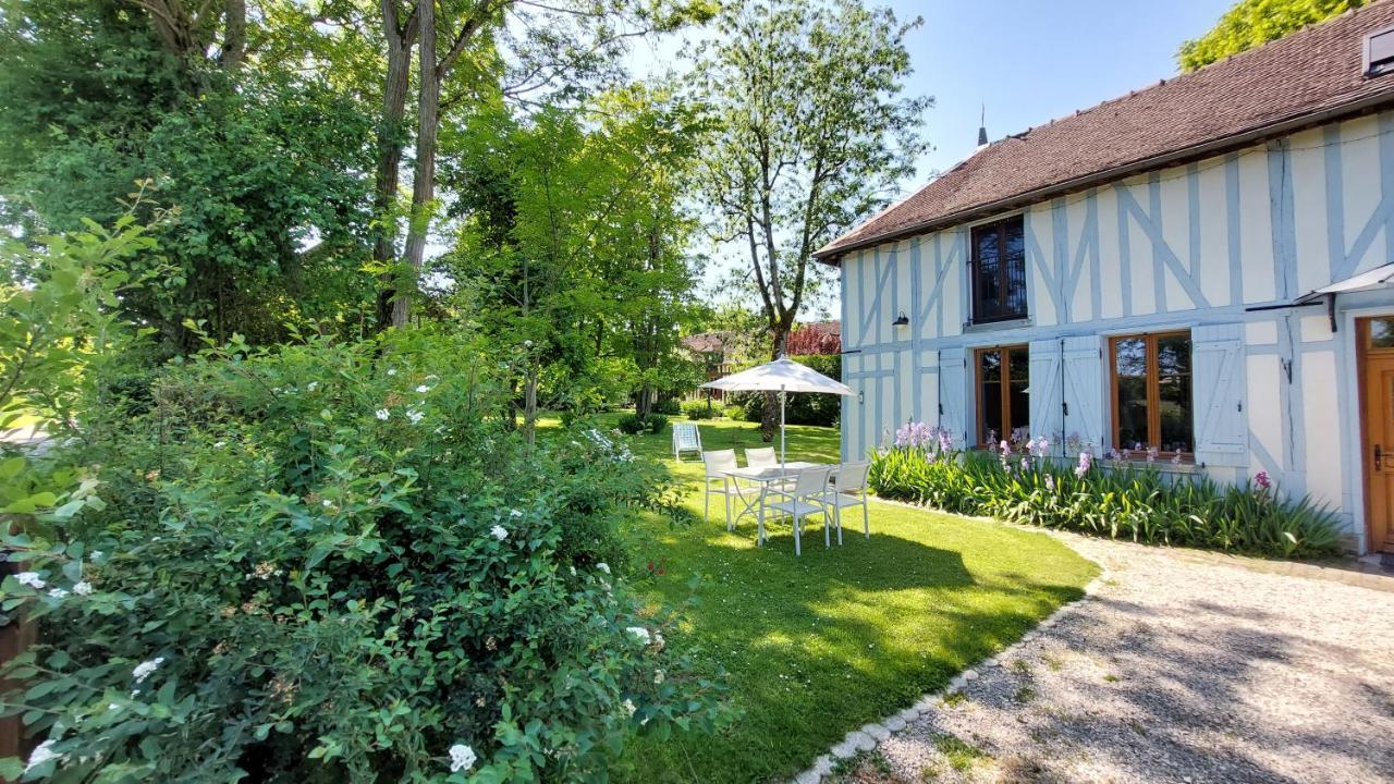 Hotel Domaine Du Carouge Lirey Exteriér fotografie